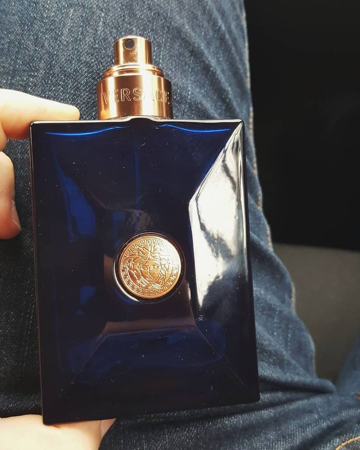 Versace Dylan Blue Eau de Toilette For Men 100ml photo review